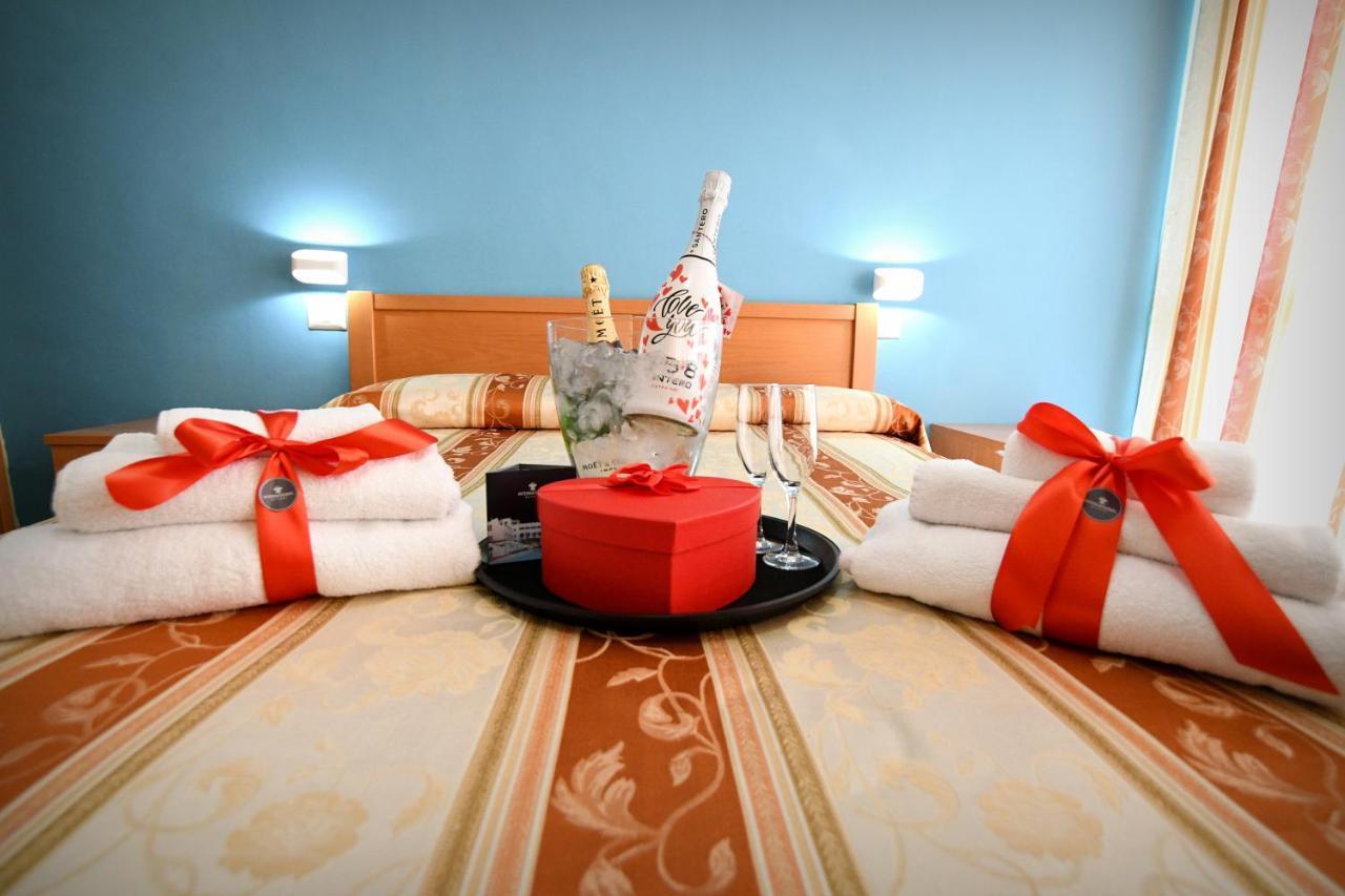 International Resort 蒙德拉戈内 外观 照片