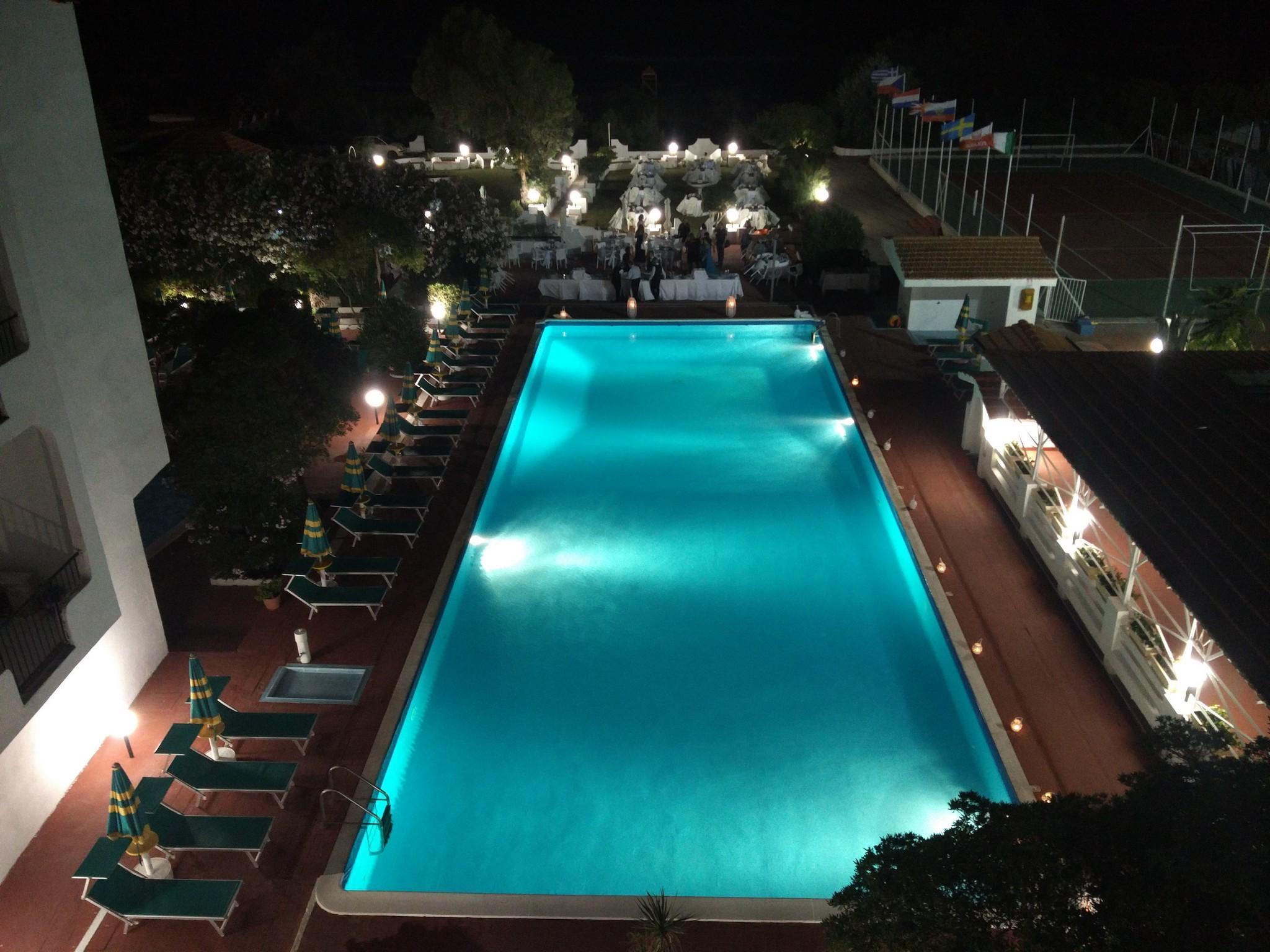 International Resort 蒙德拉戈内 外观 照片
