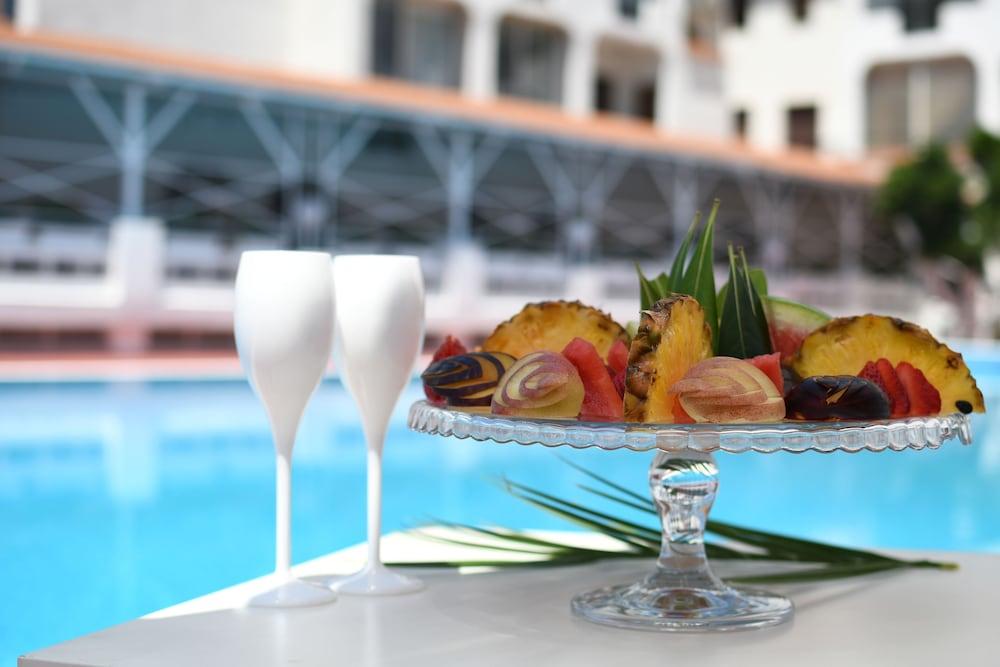 International Resort 蒙德拉戈内 外观 照片