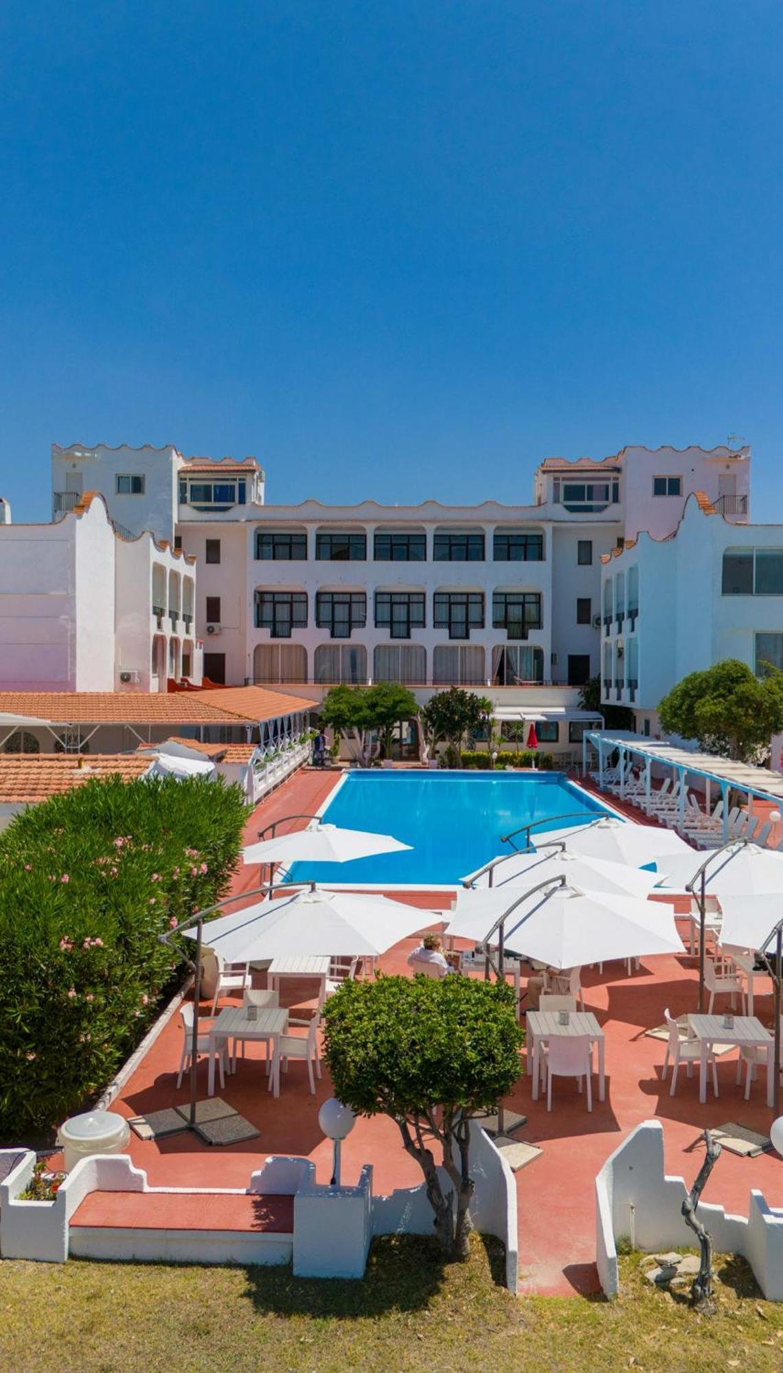International Resort 蒙德拉戈内 外观 照片